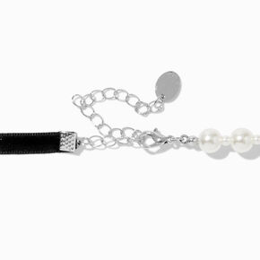 Pearl &amp; Black Velvet Bow Choker Necklace,