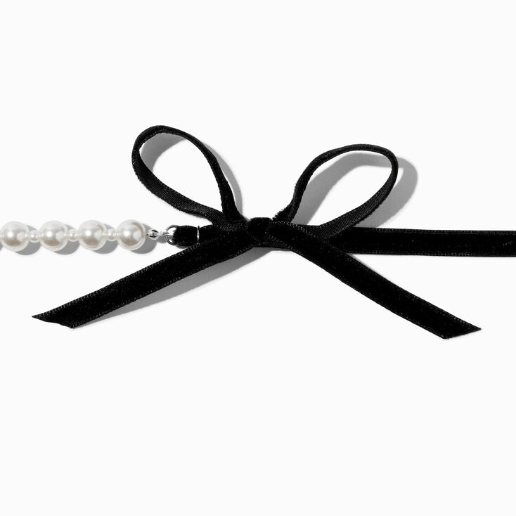 Pearl &amp; Black Velvet Bow Choker Necklace,
